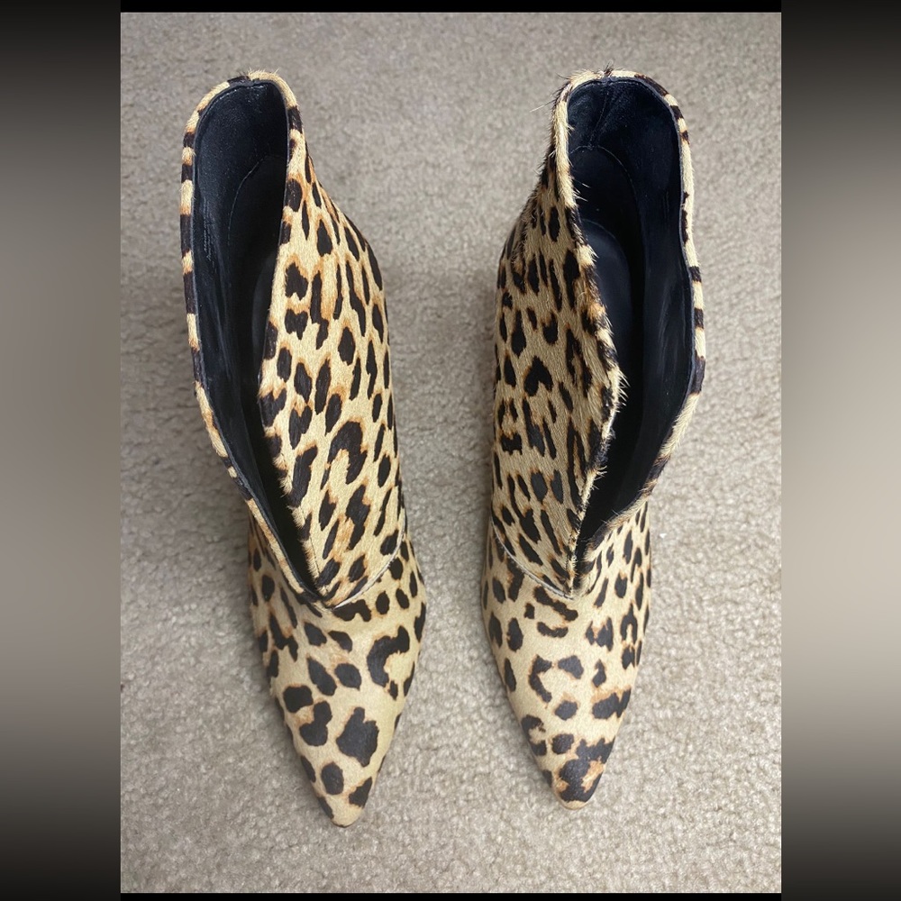 Leopard Print Aldo Boot Heels Size 7 - image 2